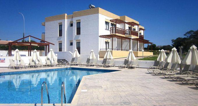 Soho 3* Ajía Nápa